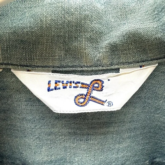 Vintage 1960's- Levi's Classic Blue Button Down Shirt